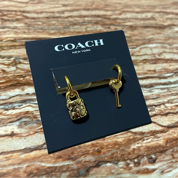 Coach Jewelry Gold Earrings Padlock/Key Mismatch Earrings - Picture 1 of 4